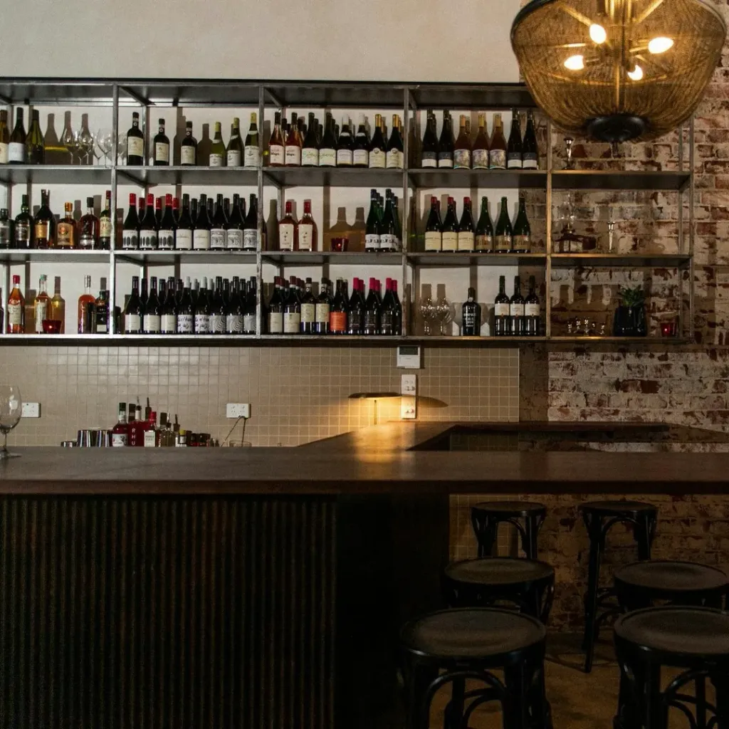Bar Rogue - 1