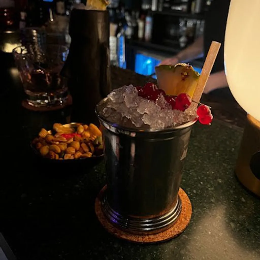 Flying Dutchmen Cocktails | Cocktail Bar Amsterdam - 4