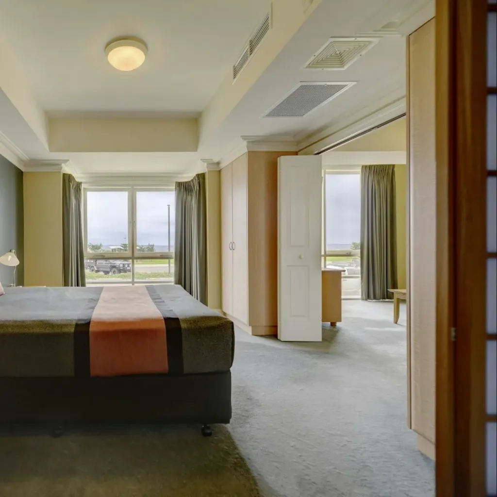 The Jetty Resort - 4