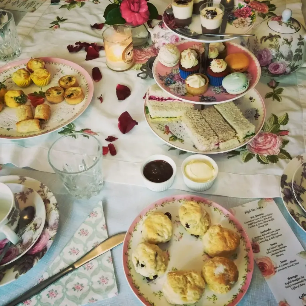 Mrs Rabbit Tearooms - 1