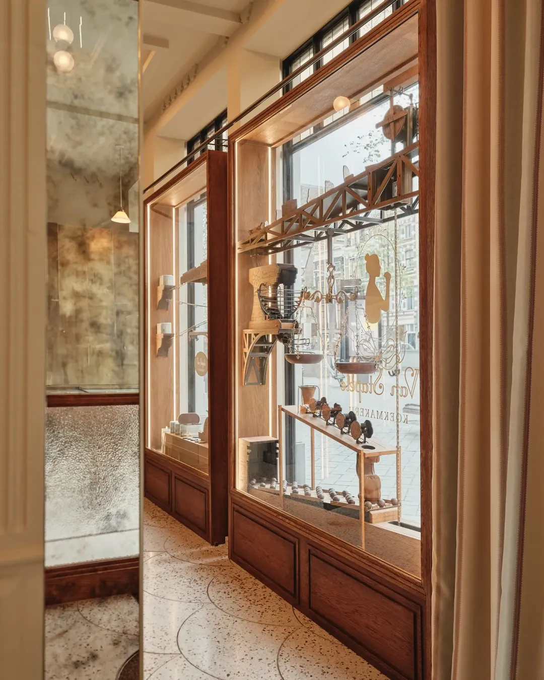 Gallery image 4