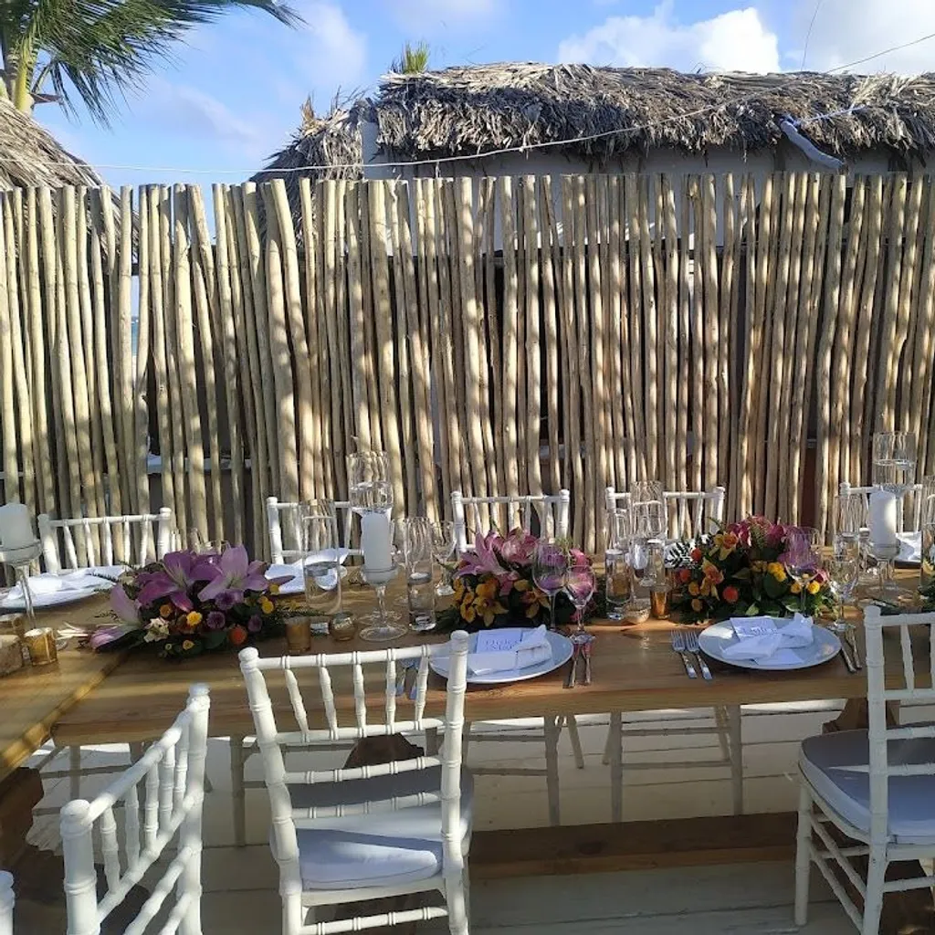 Huracan Beach Club - 7