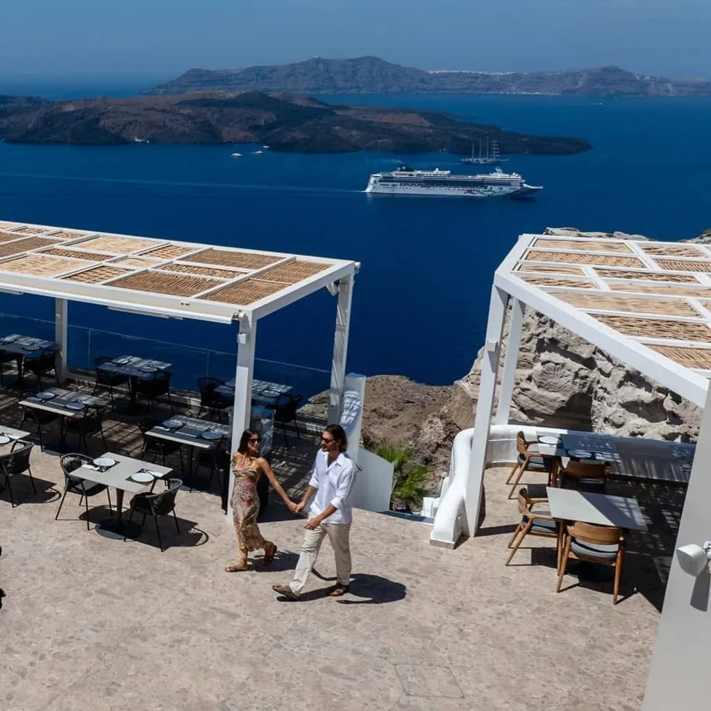 Santorini caldera - 3
