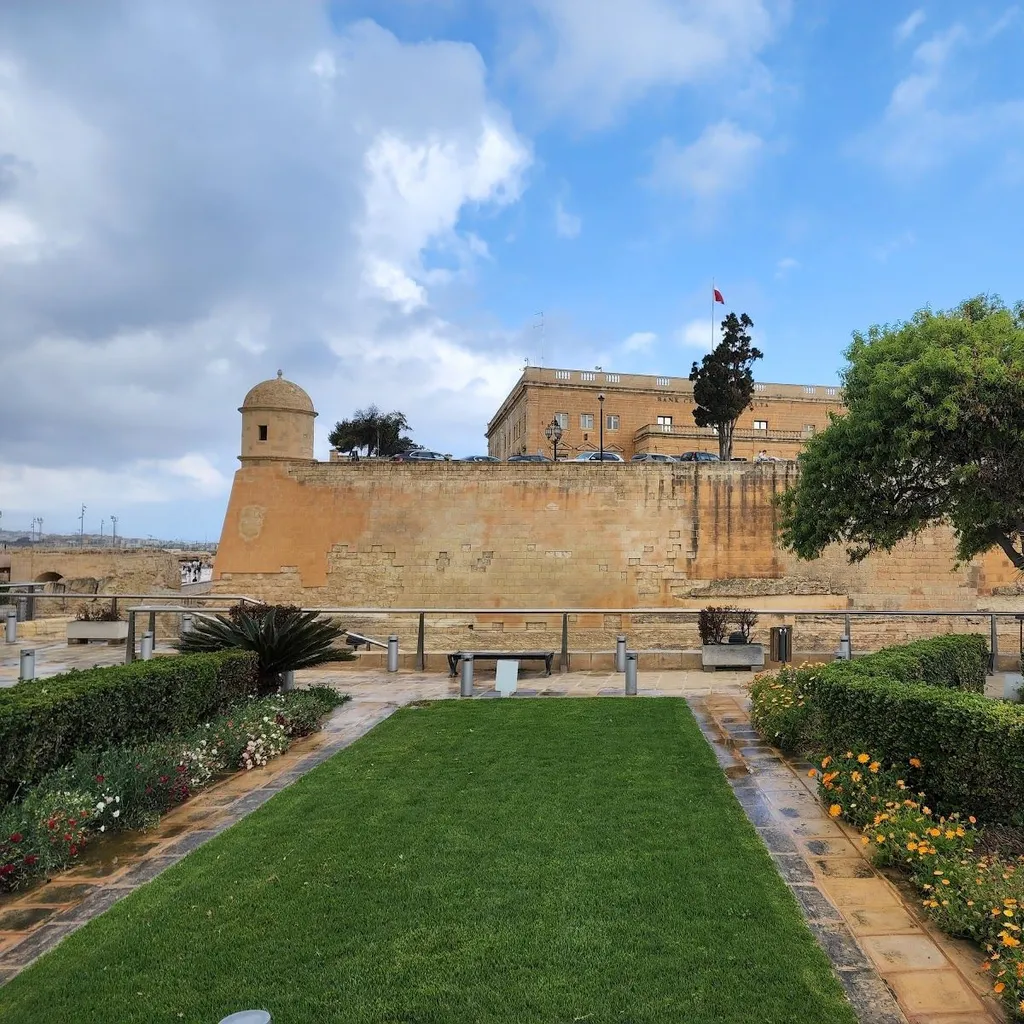 Francesco Laparelli Gardens - 3