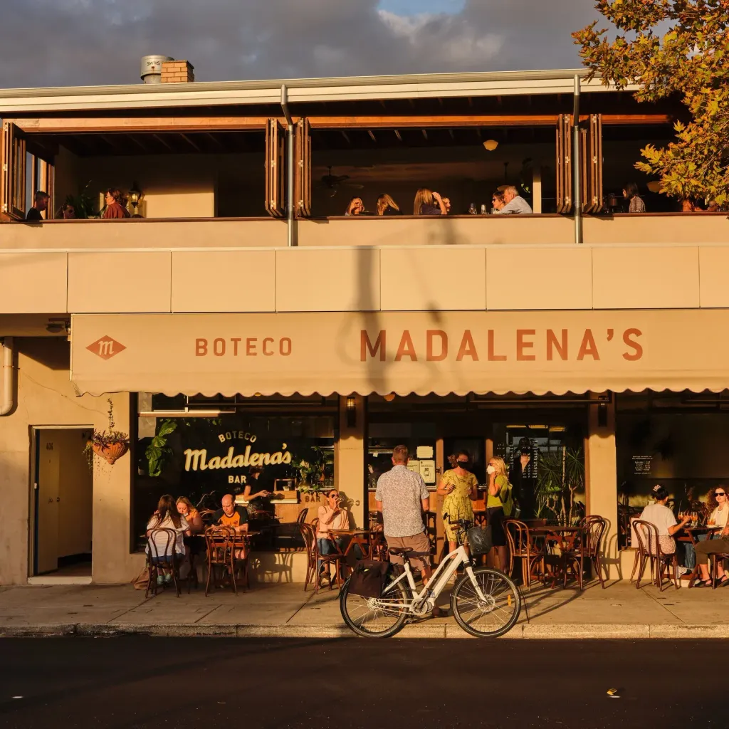 Madalena's Bar - 1