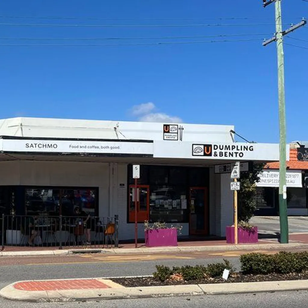 Satchmo Café - 1