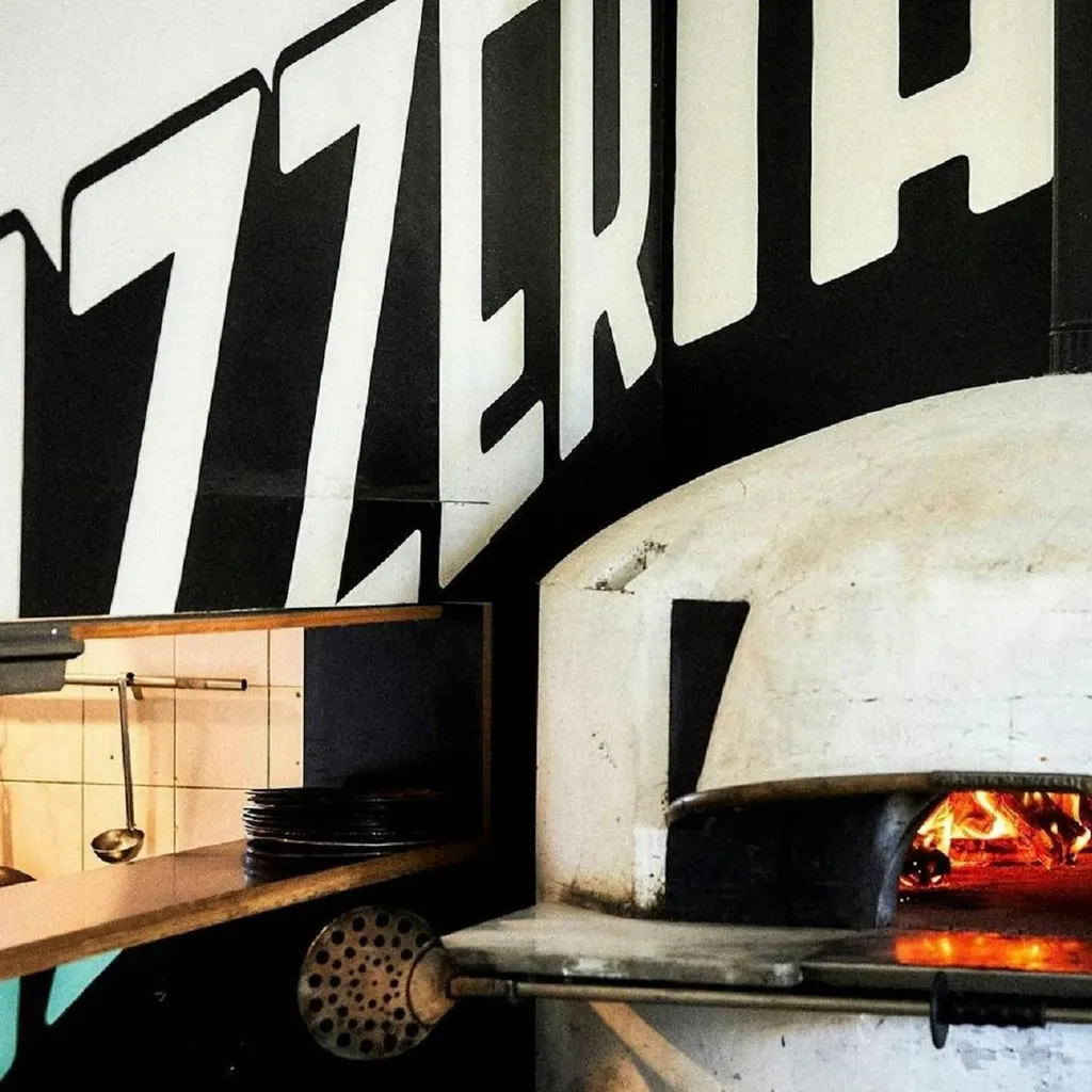 Monsterella Pizza - 1