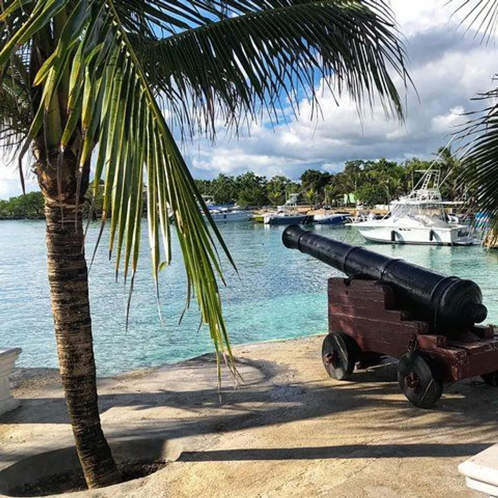 Bayahibe Pueblo - 3