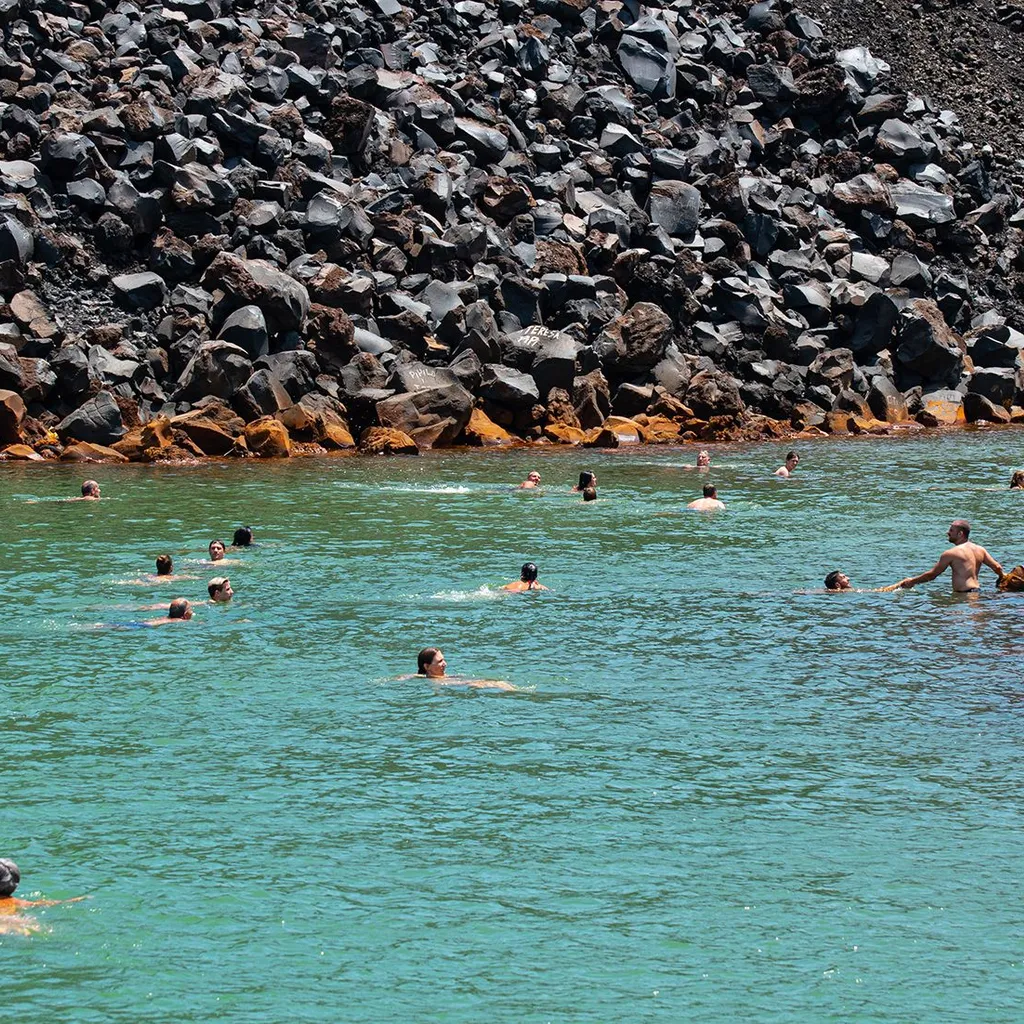 Nea Kameni Hot Springs - 6