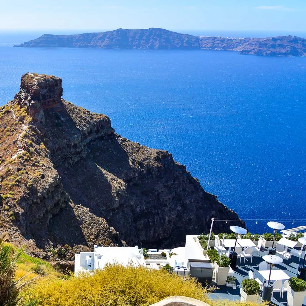Skaros Rock - 2