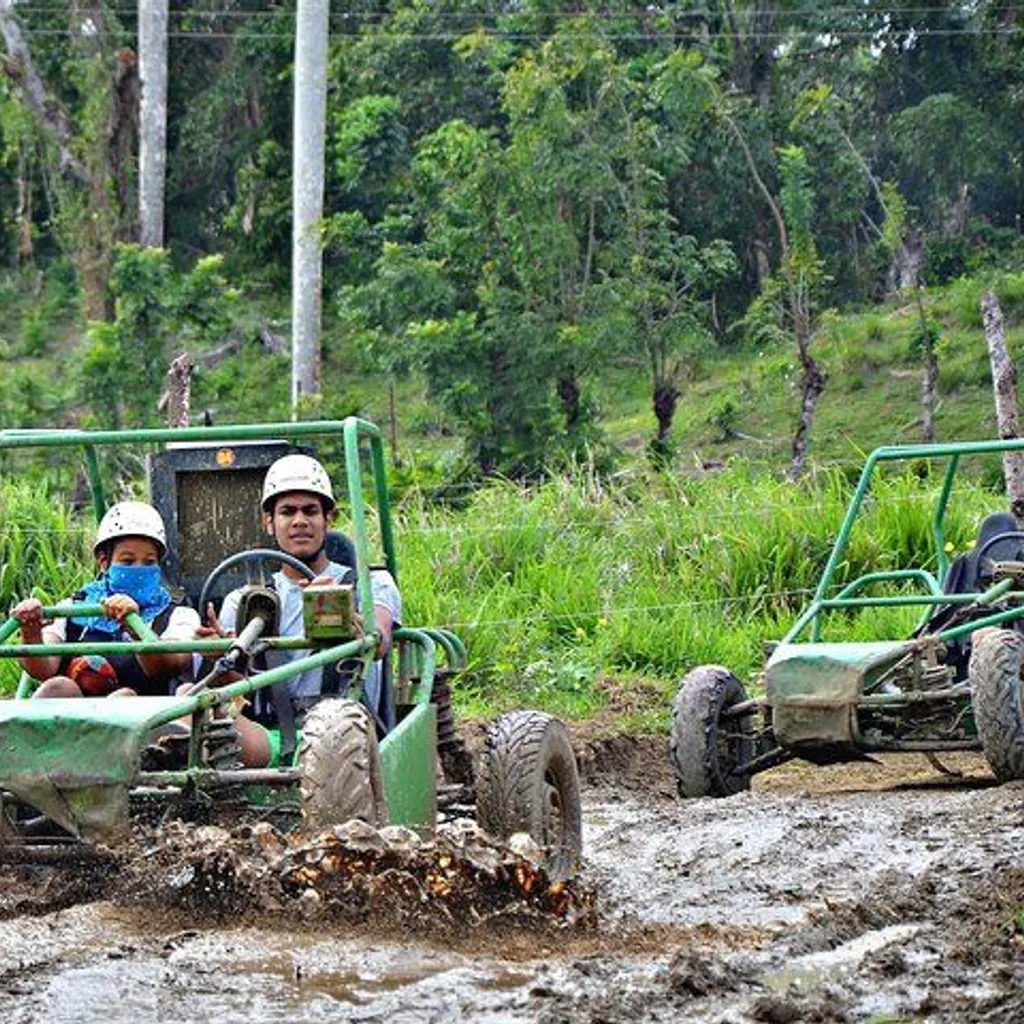  Zipline, Buggies & Caballos  - 2