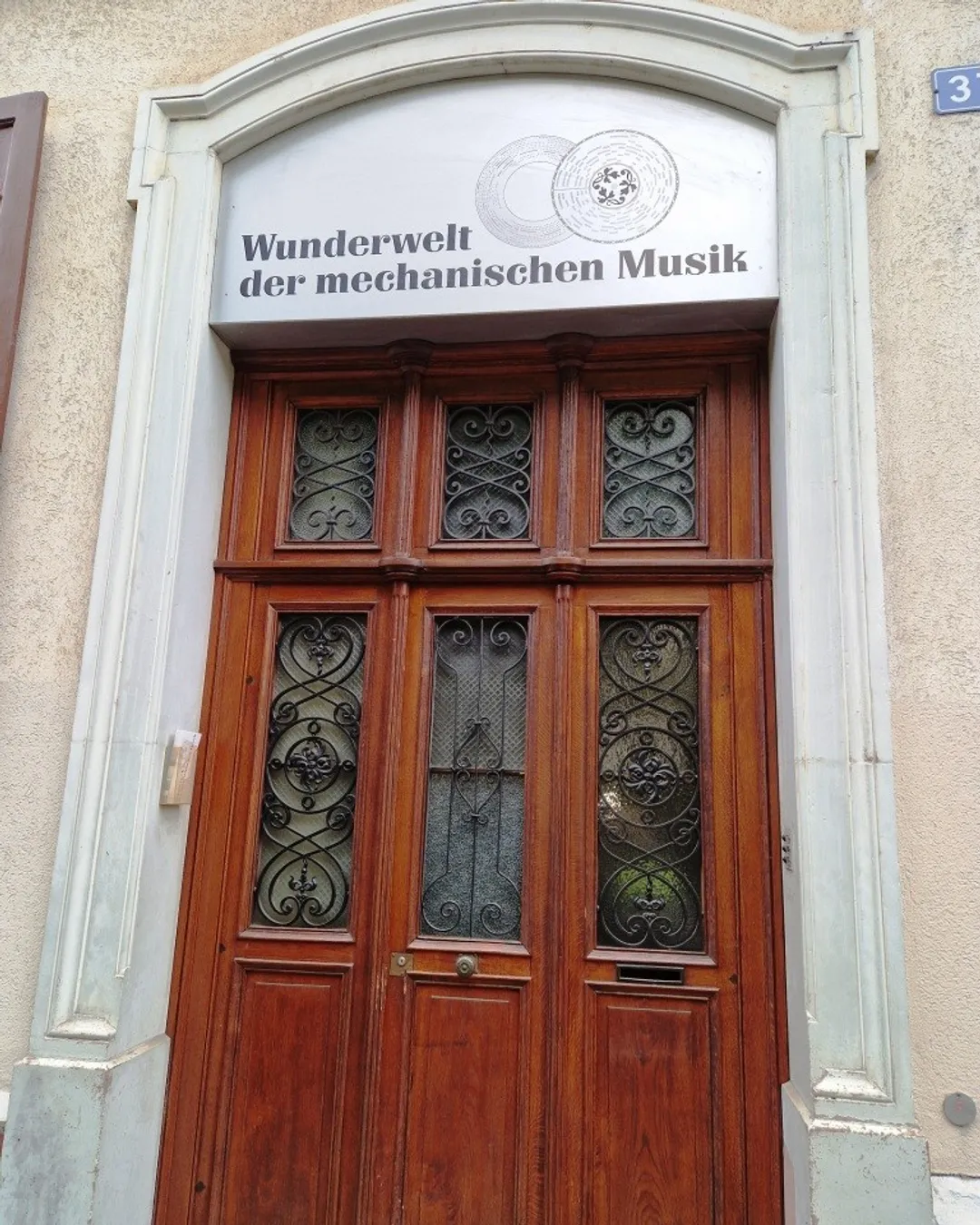 Gallery image 2