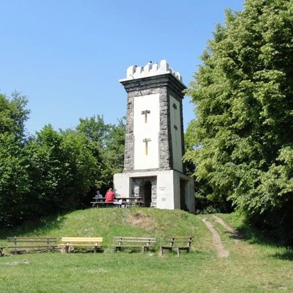 Neunlindenturm - 3