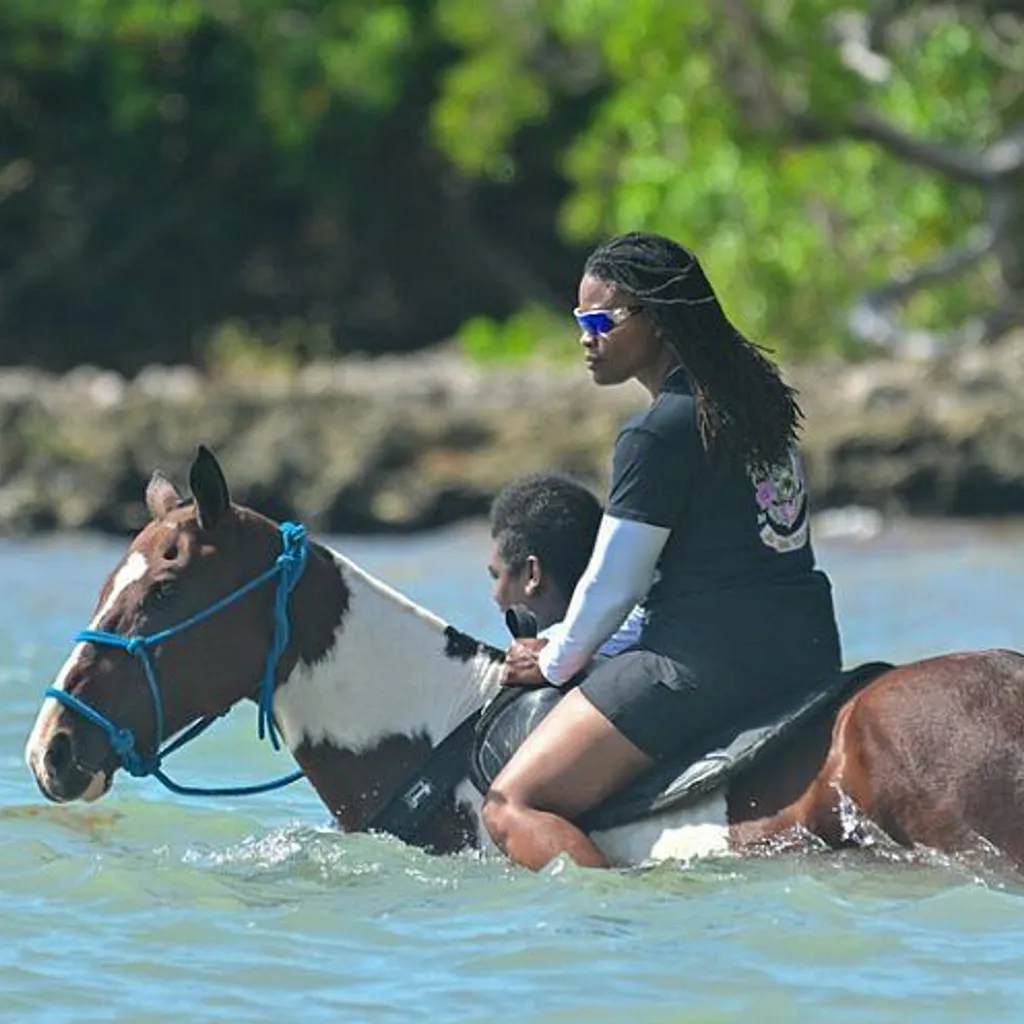 Swim Horse Punta Cana - 1