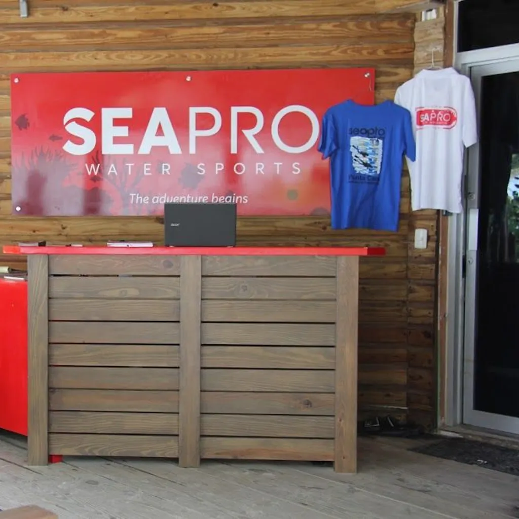 SeaPro Divers - 4