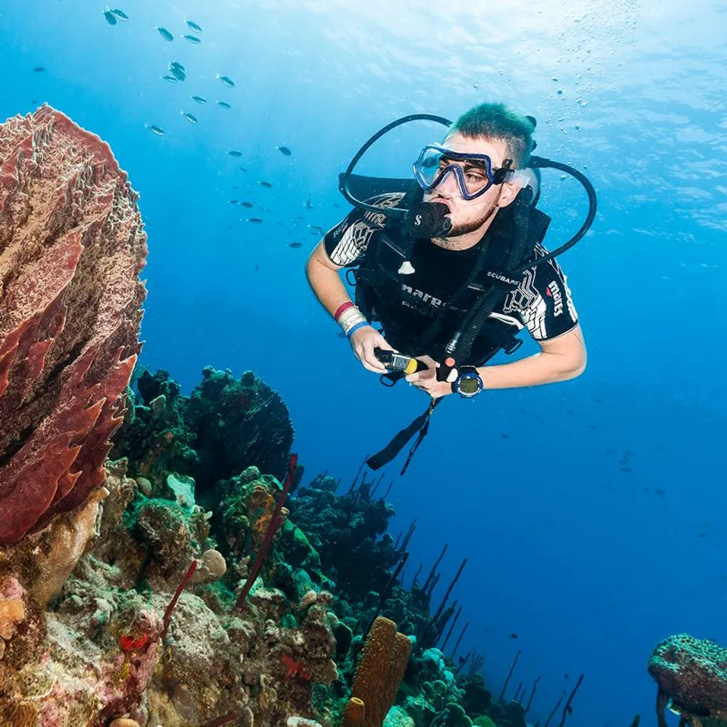 SeaPro Divers - 2