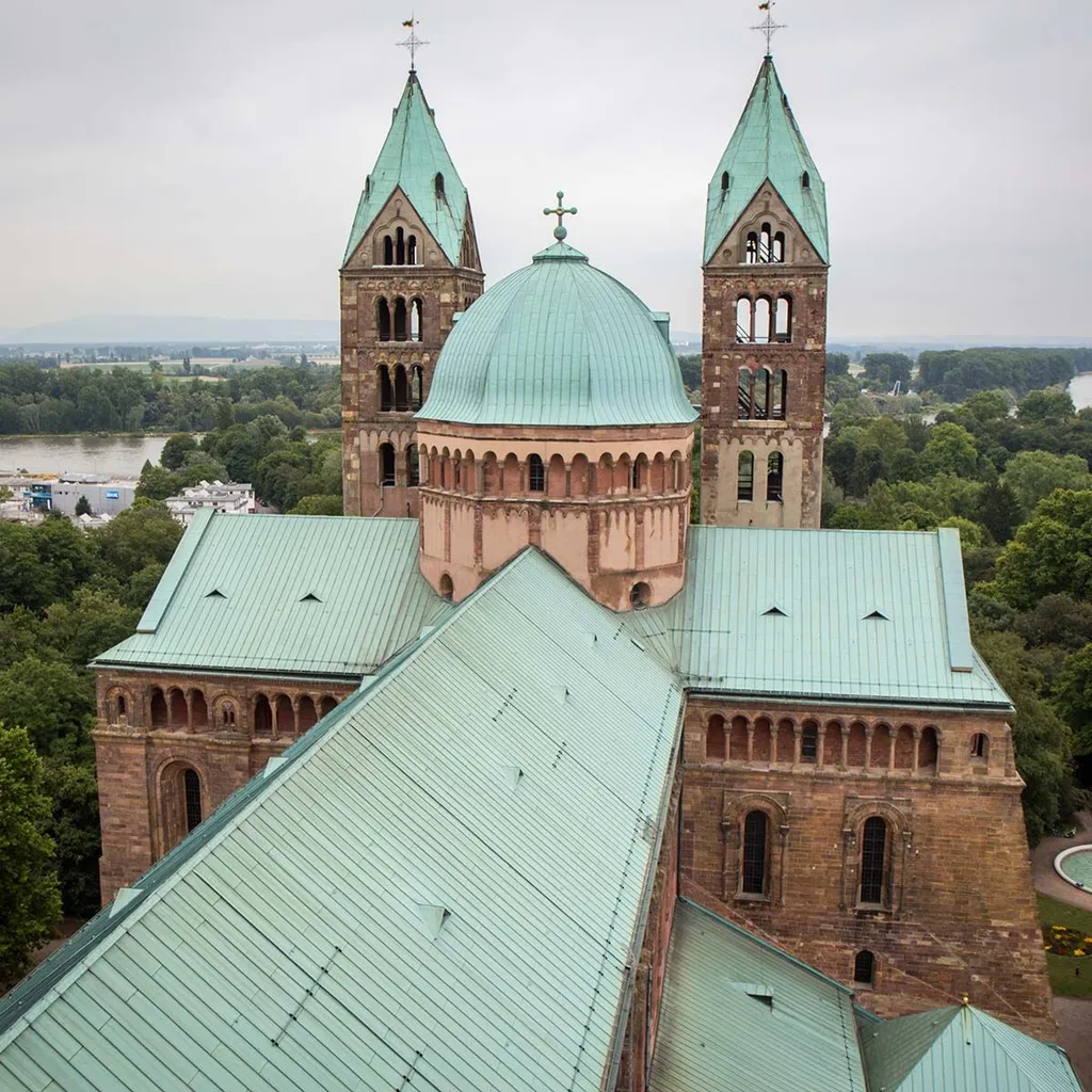 Speyer - Cathedral Square - 7